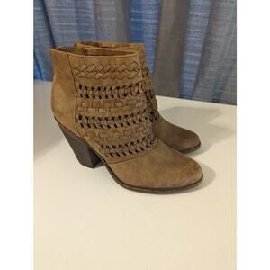 Fergalicious by Fergie Light Brown Booties Size 8